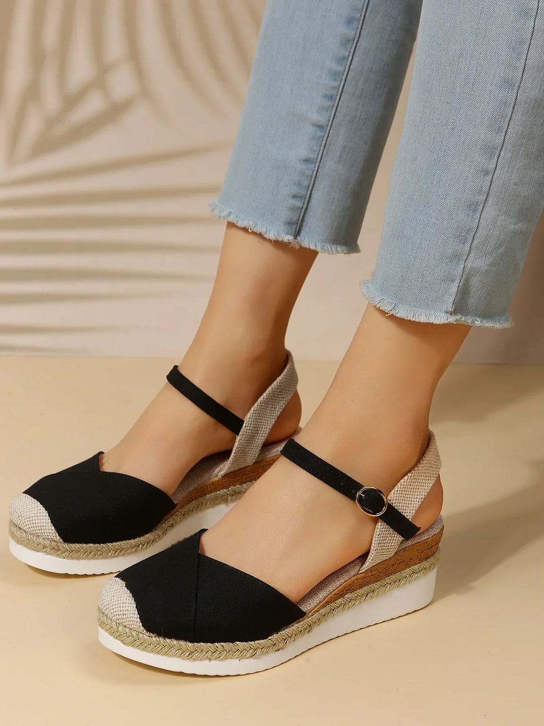 Mayla | Women's Closed Toe Wedge Orthopedic Sandals