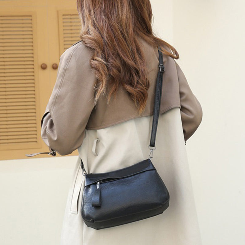 Xanthe™ - Classic Leather Crossbody Bag